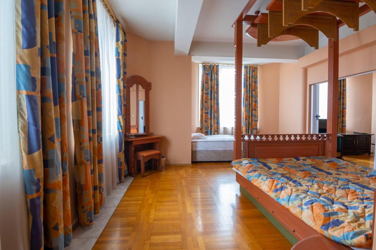 Hotel Slaviani Dimitrovgrad  Exteriér fotografie