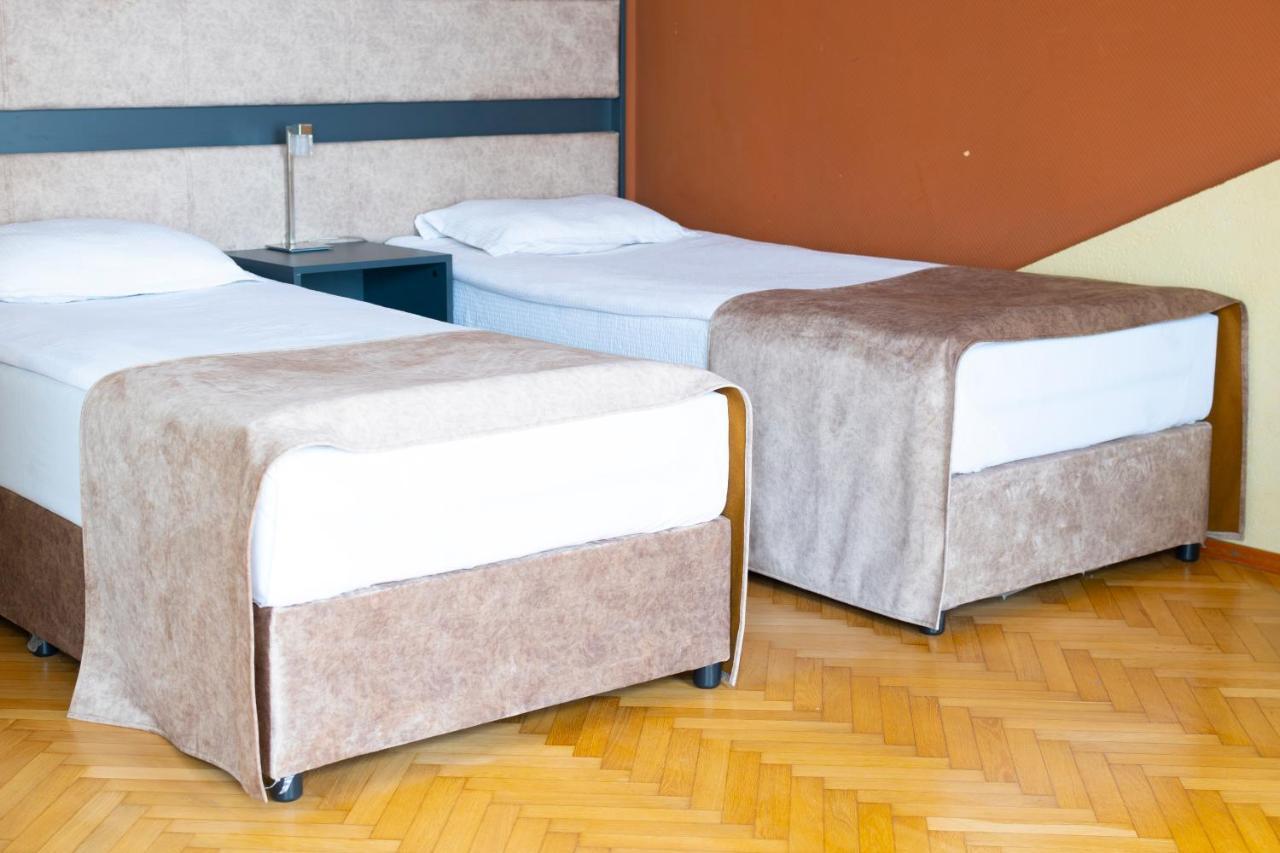 Hotel Slaviani Dimitrovgrad  Exteriér fotografie